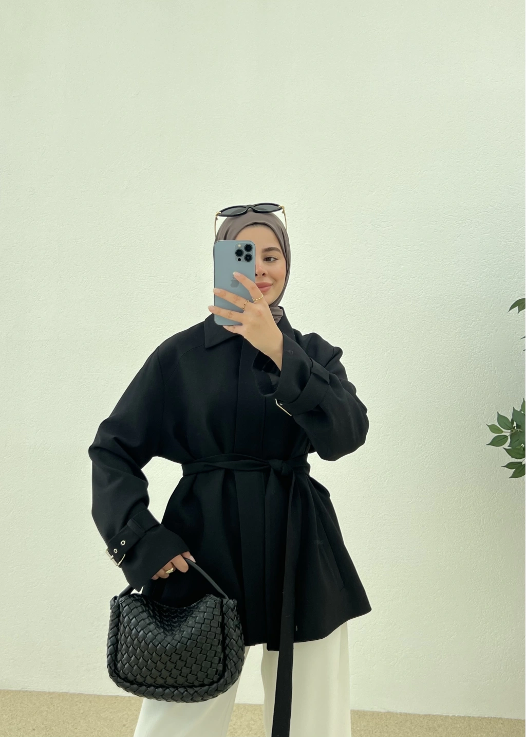 جكيت اسود بحزام - KP7093