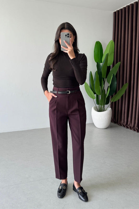 بنطلون عنابي بحزام - KP5083