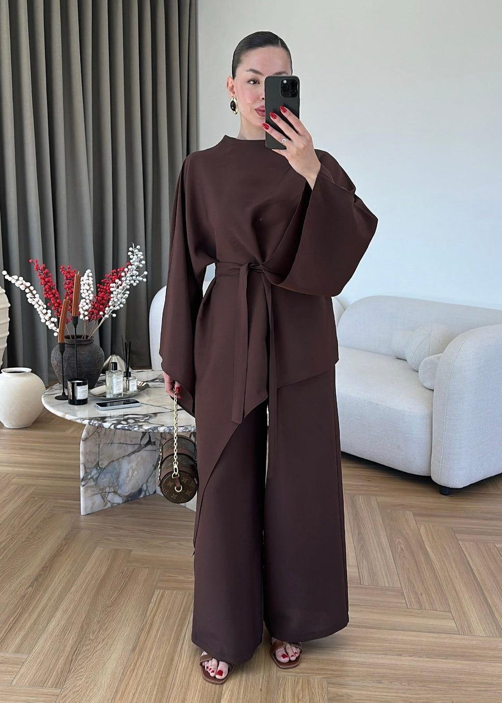 طقم بحزام بني - KP1599