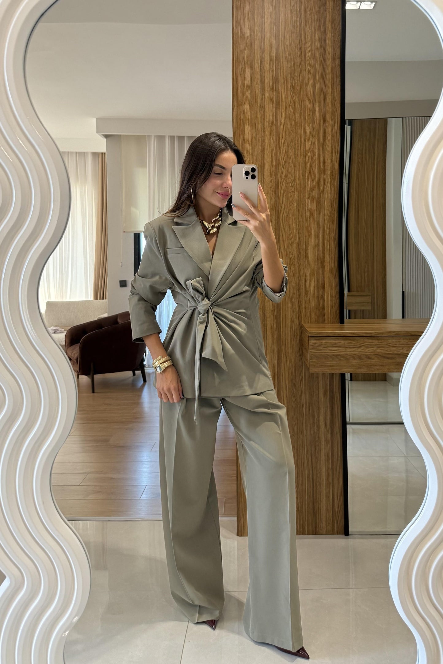 طقم بليزر ربط مع بنطلون اخضر - KP1384