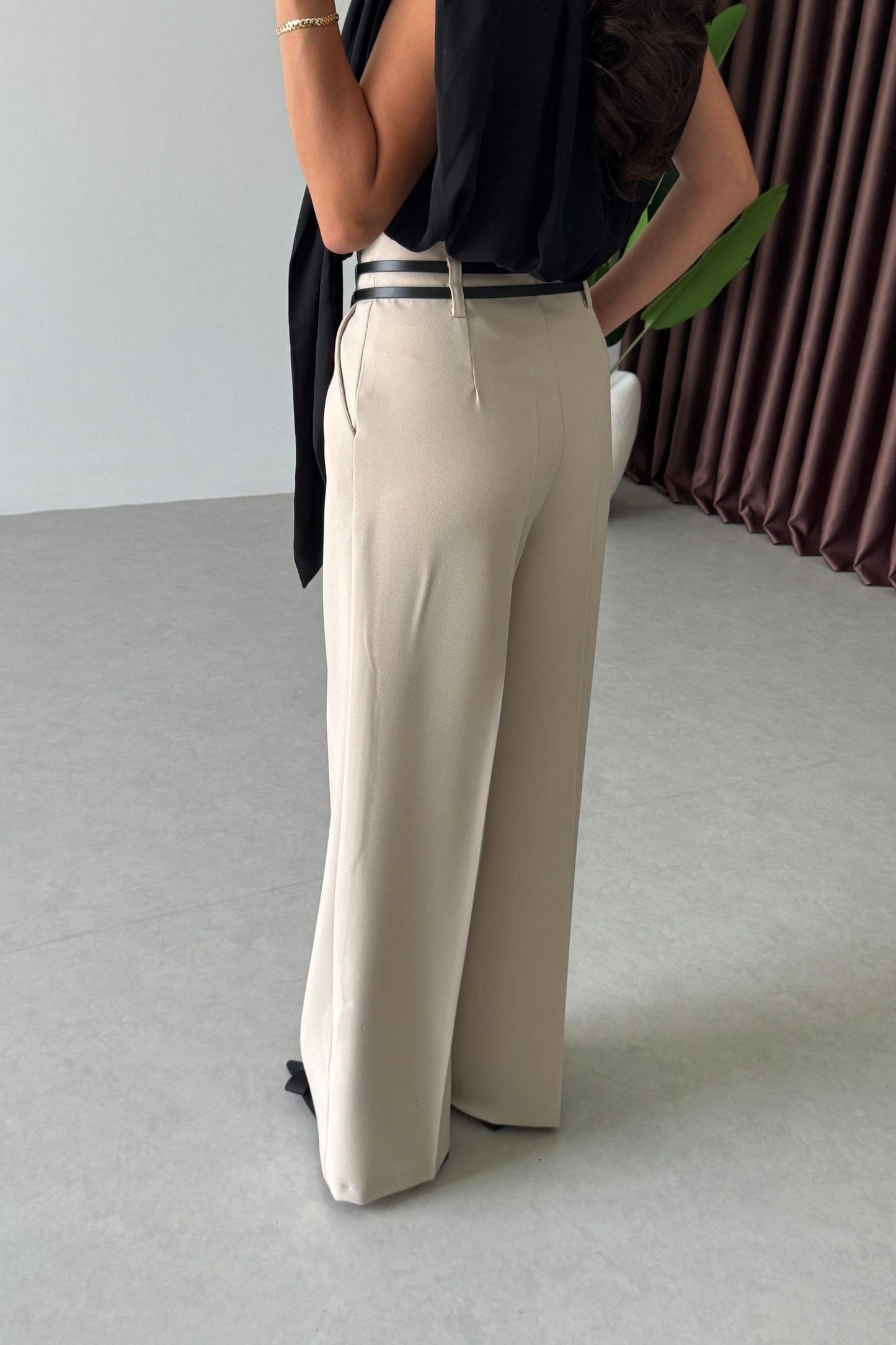 بنطلون بيج بحزام - KP5054