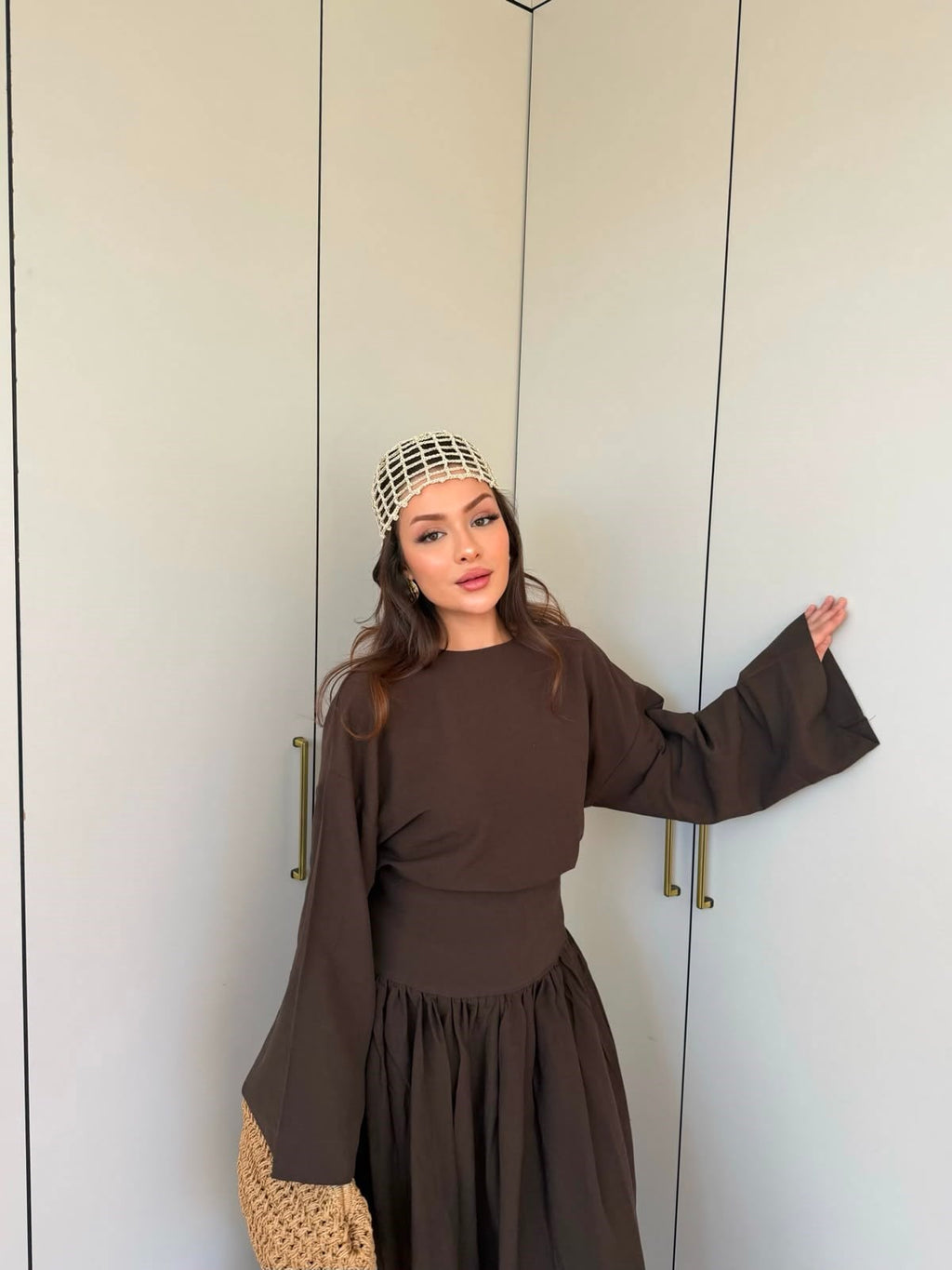 طقم بلوزة مع تنورة بني - KP1640