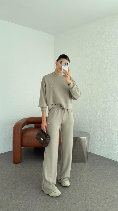 طقم لاكوست بيج غامق - KP1383