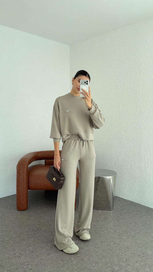 طقم لاكوست بيج غامق - KP1383