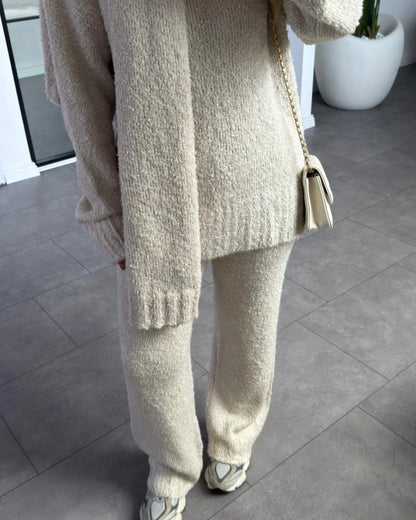 طقم صوف مع لفحة بيج - KP1446