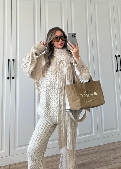 طقم بيج غامق مجدل بلفحة - KP1405