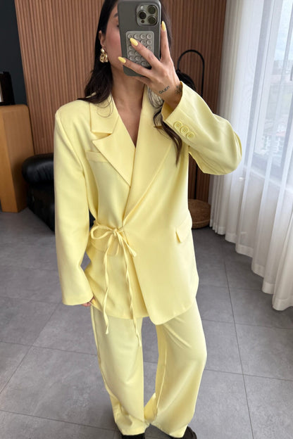 طقم رسمي اصفر - KP1255