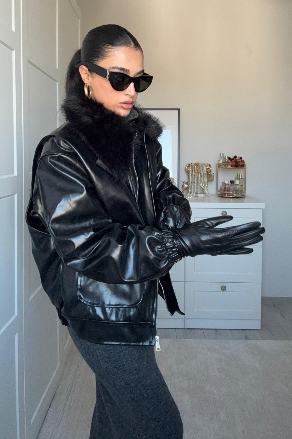 جكيت جلد اسود - KP7153