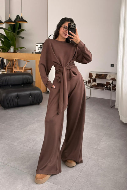 طقم بلوزة ربط مع بنطلون بني - KP1396