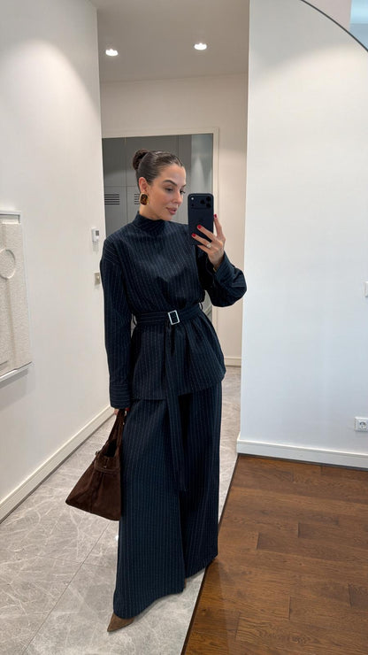 طقم كحلي مخطط بحزام - KP1452