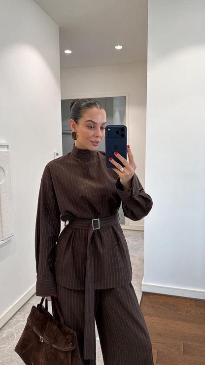 طقم بني مخطط بحزام - KP1452