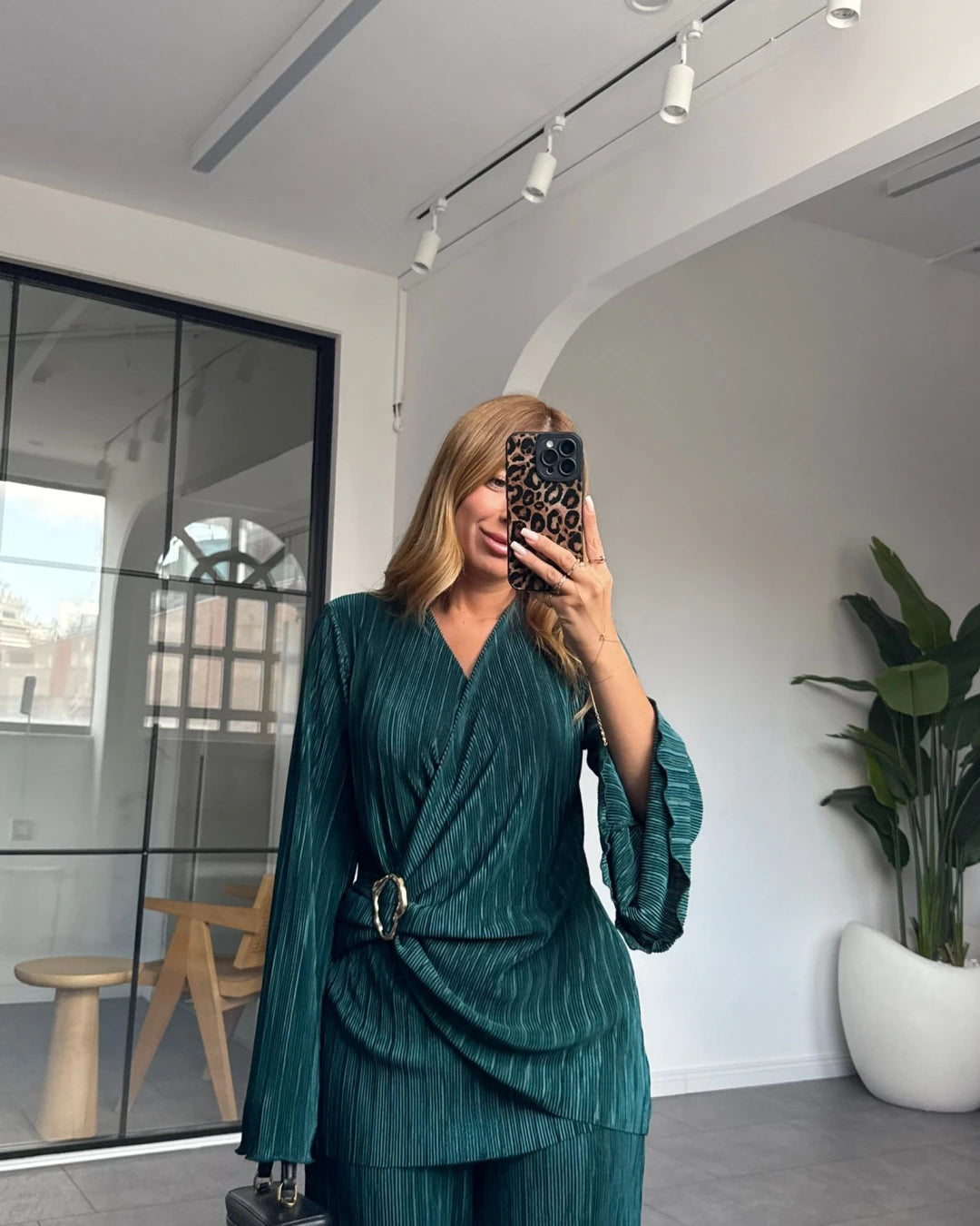 طقم بلوزة مع بنطلون اخضر - KP1379