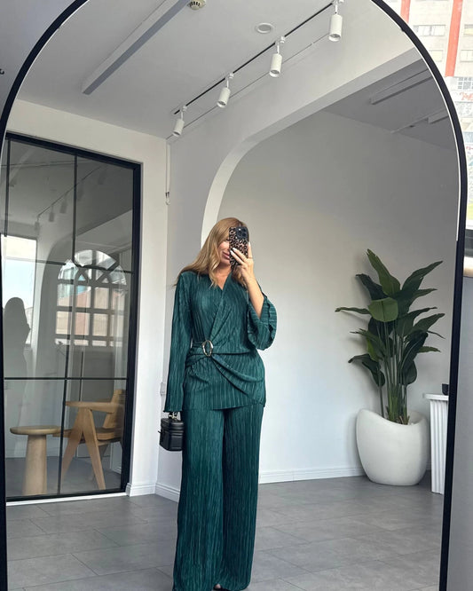 طقم بلوزة مع بنطلون اخضر - KP1379